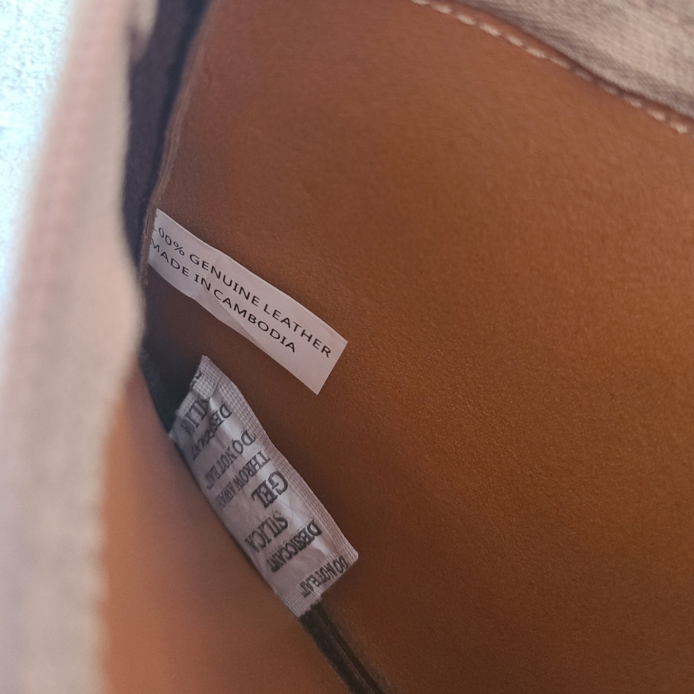 NWOT Ariat Fringe Wristlet Clutch Tan Leather - Picture 3 of 7